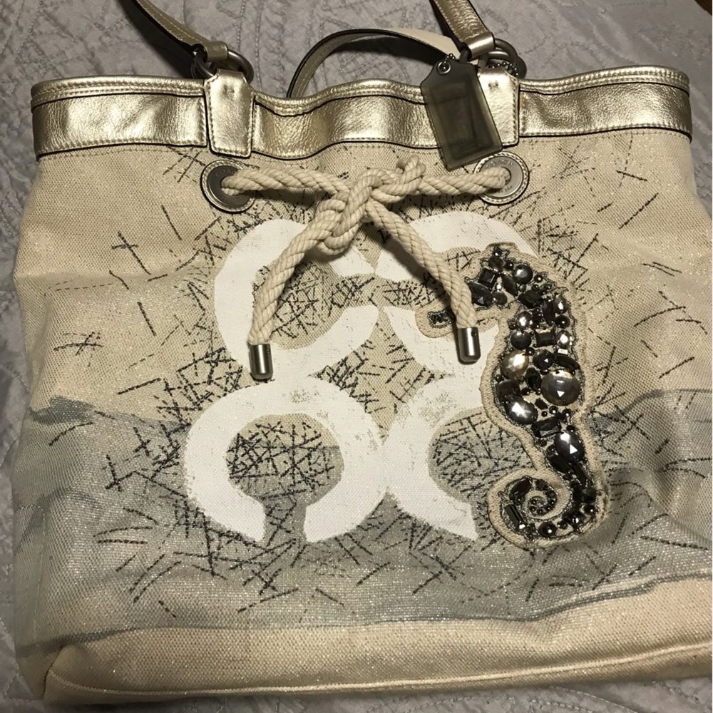 Coach beach looking tote